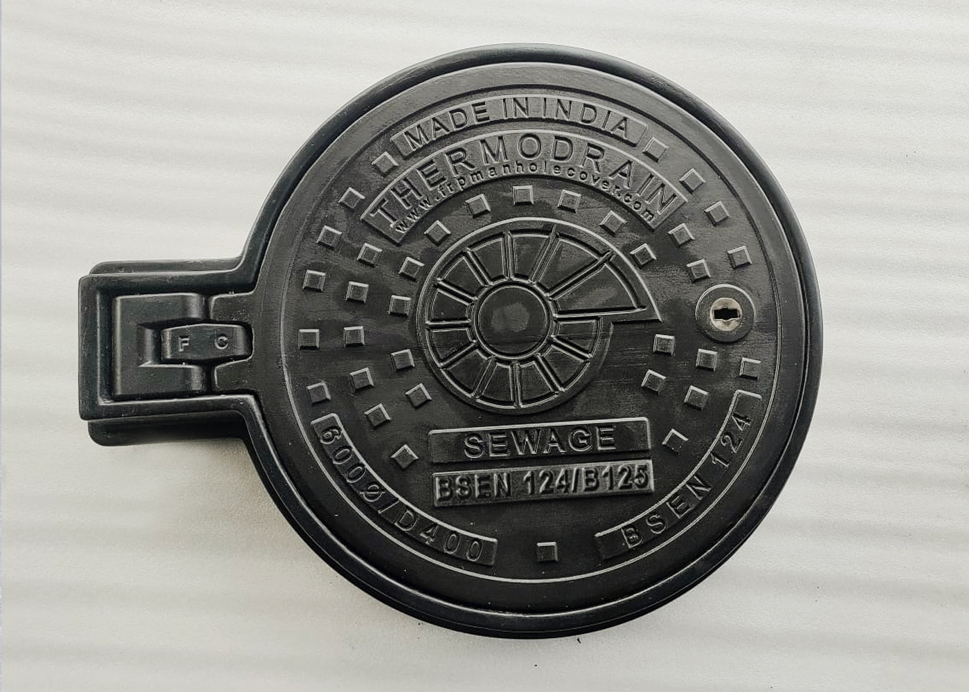 hinged-overhead-and-u-g-water-tank-covers